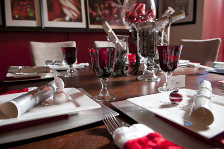 Holiday decorating tips, Christmas table setting