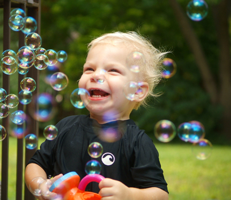 bubbles, photographing children, don't say cheese, canvas picture prints