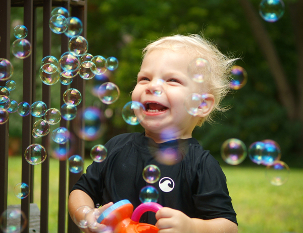 bubbles, bubble photography, kids and bubbles, summer photography, child photography